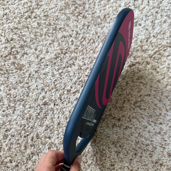 Selkirk Invikta Pickleball Paddle - Pink and Black - Picture 3 of 5